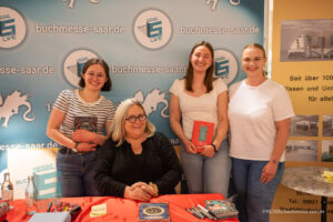 Autogrammstunde von Kerstin Gier beim Buchmesse Saar Festival 2026