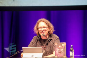 Magnus Myst bei der Lesung von das kleine böse Buch beim Buchmesse Saar Festival 2026 LIVE bin Saarlouis