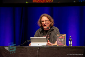 Magnus Myst bei der Lesung von das kleine böse Buch beim Buchmesse Saar Festival 2026 LIVE bin Saarlouis