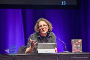 Magnus Myst bei der Lesung von das kleine böse Buch beim Buchmesse Saar Festival 2026 LIVE bin Saarlouis