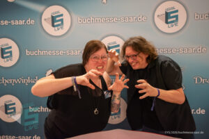 Autogrammstunde nach der Lesung von Magnus Myst LIVE beim Buchmesse Saar Festival 2026