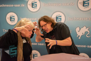 Autogrammstunde nach der Lesung von Magnus Myst LIVE beim Buchmesse Saar Festival 2026