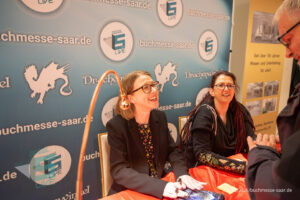 Autogrammstunde von Laura Purcell, 2026 im Theater am Ring in Saarlouis