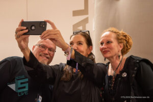 Autogrammstunde zur Live-Hörspiellesung von Geisterjäger John Sinclair mit Dietmar Wunder, Katy Karrenbauer, Martin May und Gregor Höppner