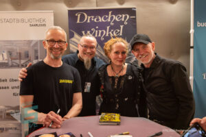 Autogrammstunde zur Live-Hörspiellesung von Geisterjäger John Sinclair mit Dietmar Wunder, Katy Karrenbauer, Martin May und Gregor Höppner